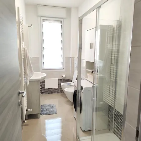 ホテル B&B Bologna *